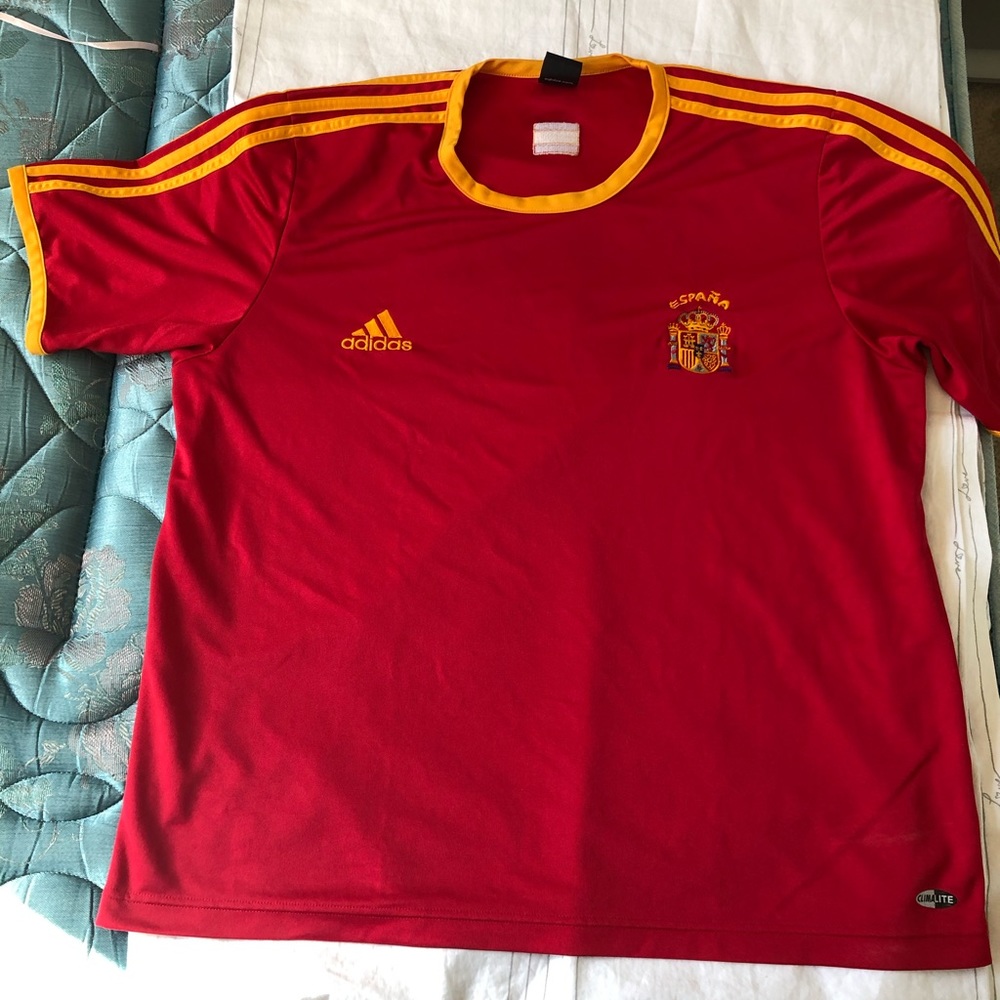 Adidas red t shirt